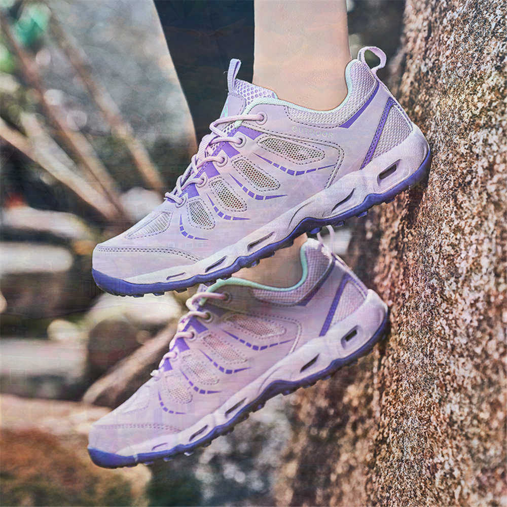 Sumer Round Tip Silver Sneaker - Home Office 365 评论和价格